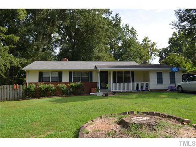2904 Lucerne Place Raleigh, NC 27604 - Photo 1 of 24 Brick and Fiber Cement Exterior!