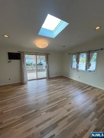 $4,600 | 186 Cleenput Terrace, Paramus, NJ 07652