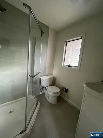 $4,600 | 186 Cleenput Terrace, Paramus, NJ 07652