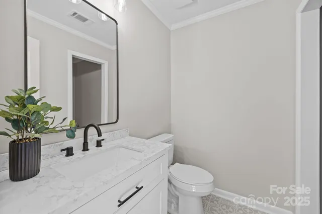 $875,000 | 8117 Rising Meadow Road, Charlotte, NC 28277