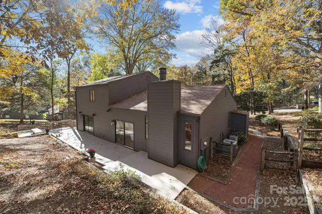 $875,000 | 8117 Rising Meadow Road, Charlotte, NC 28277