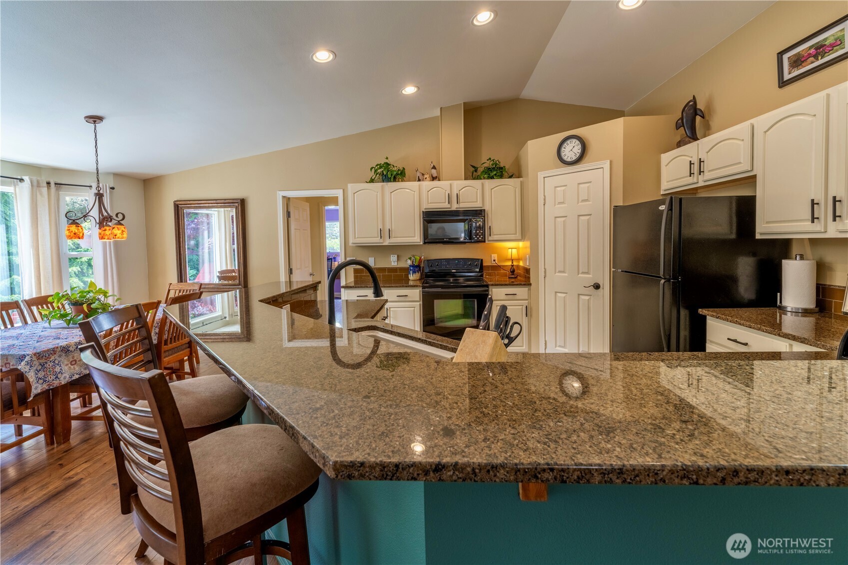 2342 Finn Hall Road Port Angeles, WA 98362 - Photo 10 of 37 Gallery Image 10