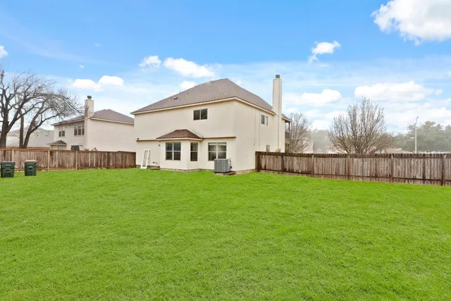 $2,400 | 4901 Woodstock Drive, Georgetown, TX 78633