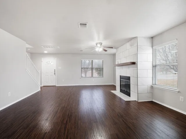 $2,400 | 4901 Woodstock Drive, Georgetown, TX 78633