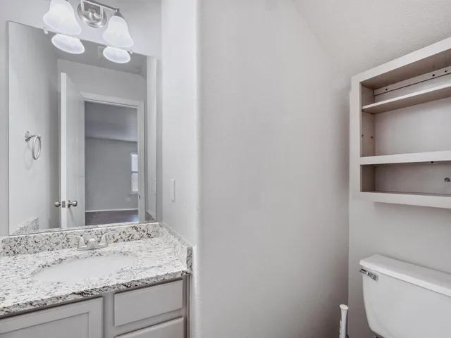 $2,400 | 4901 Woodstock Drive, Georgetown, TX 78633