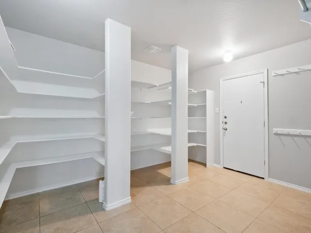 $2,400 | 4901 Woodstock Drive, Georgetown, TX 78633