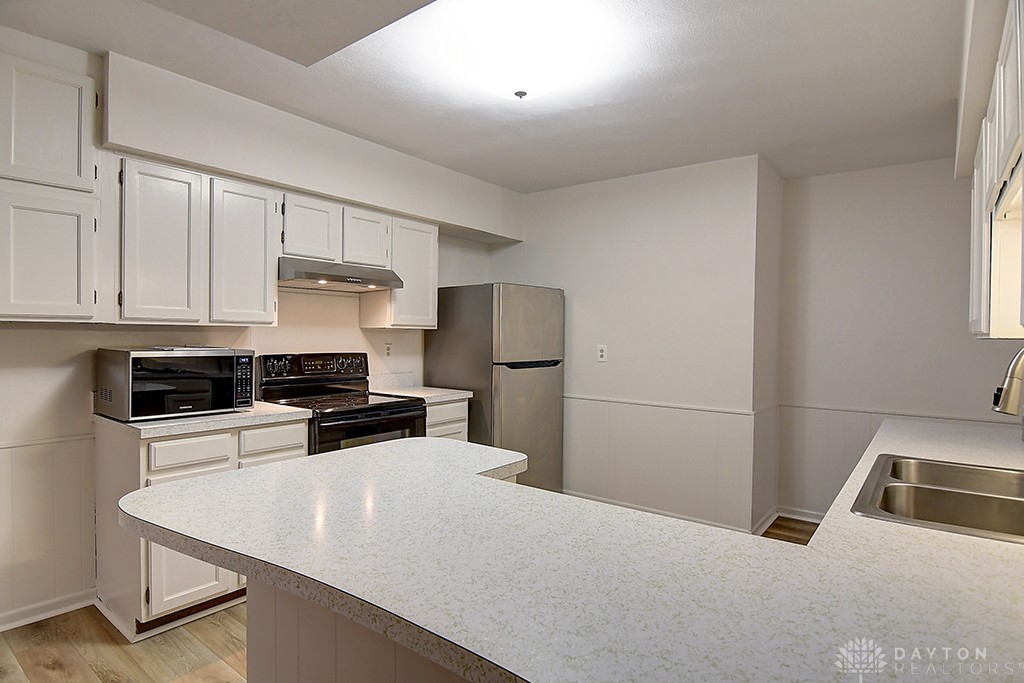 3159 Rocky Point Road Springfield, OH 45502 - Photo 5 of 40 Gallery Image 5