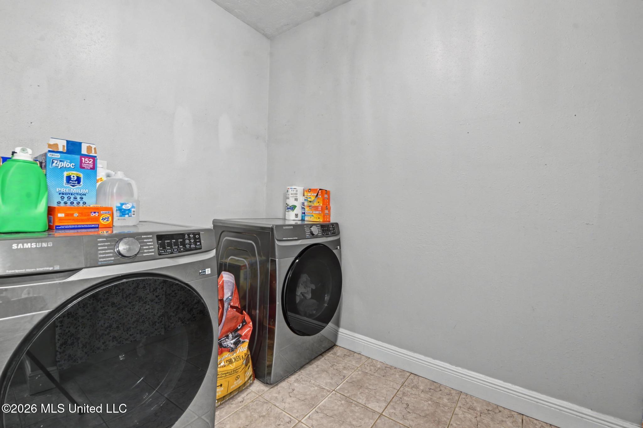 18 Jub Hickman Road Perkinston, MS 39573 - Photo 16 of 22 Laundry