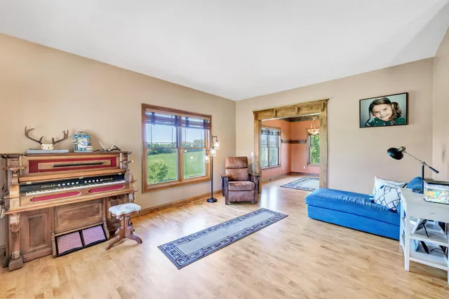 $599,900 | N4043 Morgan Road, Waupaca, WI 54981