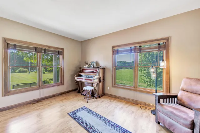 $599,900 | N4043 Morgan Road, Waupaca, WI 54981