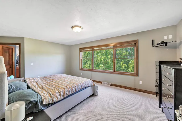 $599,900 | N4043 Morgan Road, Waupaca, WI 54981