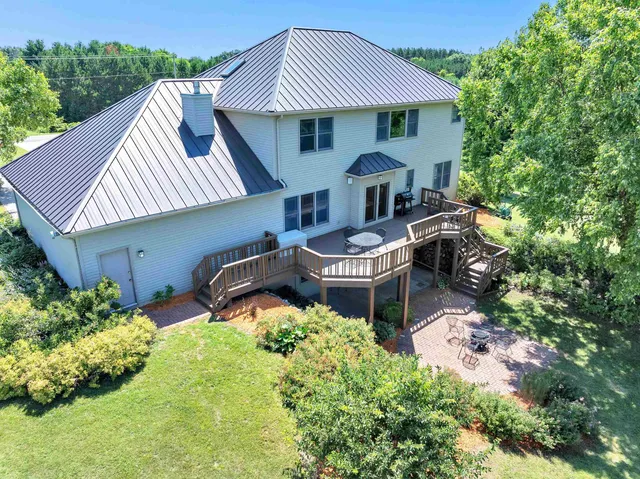 $599,900 | N4043 Morgan Road, Waupaca, WI 54981