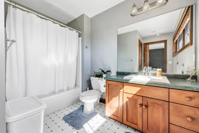 $599,900 | N4043 Morgan Road, Waupaca, WI 54981