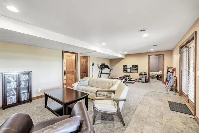 $599,900 | N4043 Morgan Road, Waupaca, WI 54981