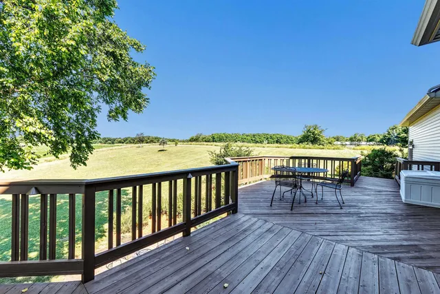 $599,900 | N4043 Morgan Road, Waupaca, WI 54981