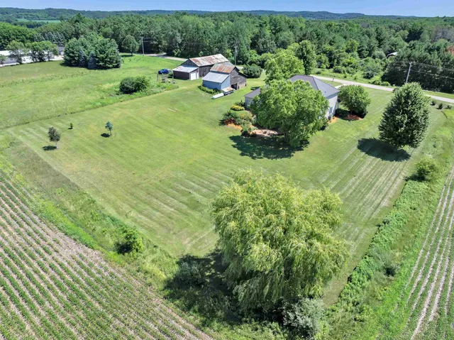 $599,900 | N4043 Morgan Road, Waupaca, WI 54981