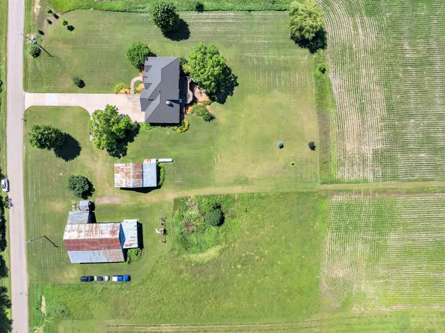 $599,900 | N4043 Morgan Road, Waupaca, WI 54981