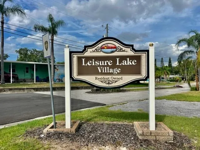 $1,600 | 1216 Liveoak Parkway, Tarpon Springs, FL 34689
