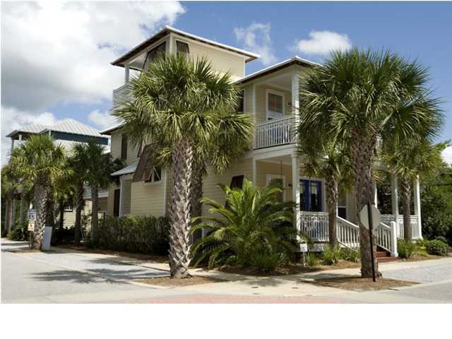 a front view of house with yard