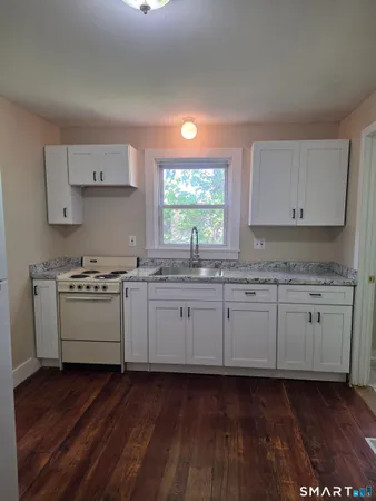 $2,000 | 22 Lakeview Street, Unit 1, East Hampton, CT 06424
