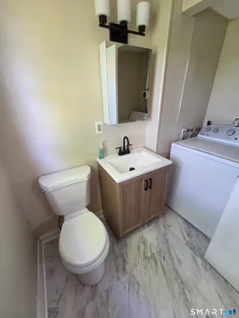 $2,000 | 22 Lakeview Street, Unit 1, East Hampton, CT 06424