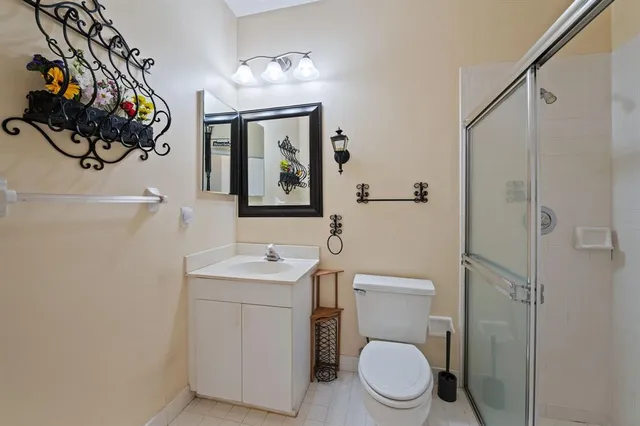 $899,999 | 4080 Northwest 83rd Lane, Coral Springs, FL 33065