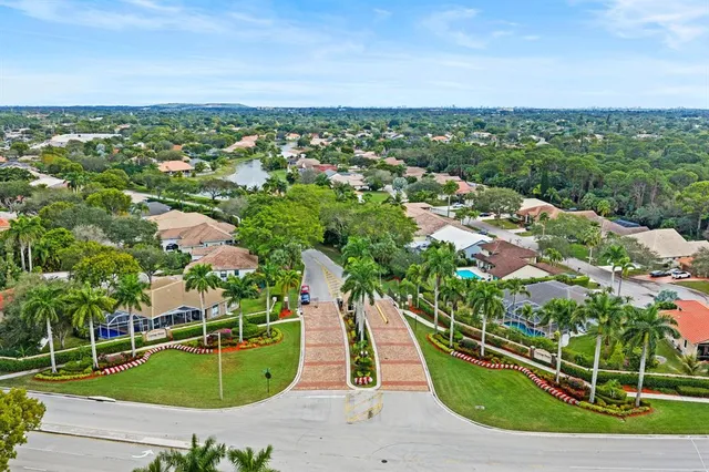 $899,999 | 4080 Northwest 83rd Lane, Coral Springs, FL 33065