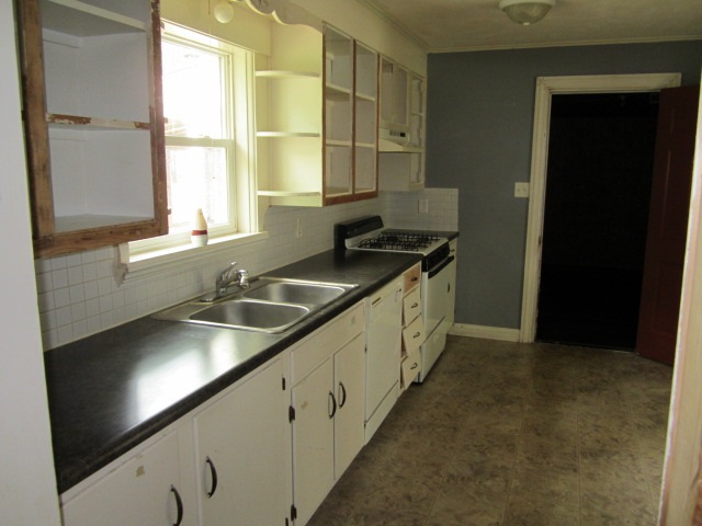 26831 Hallie Road Elkhart, IN 46514 - Photo 3 of 13 Gallery Image 3