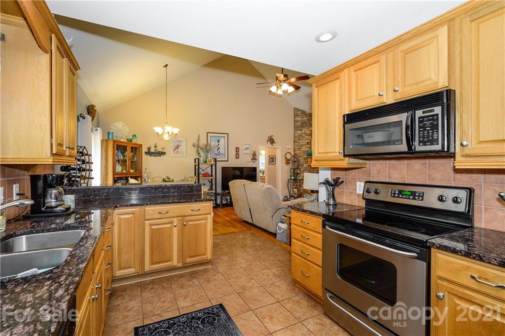 2827 Lake Shore Road South Denver, NC 28037 - Photo 13 of 28 Gallery Image 13