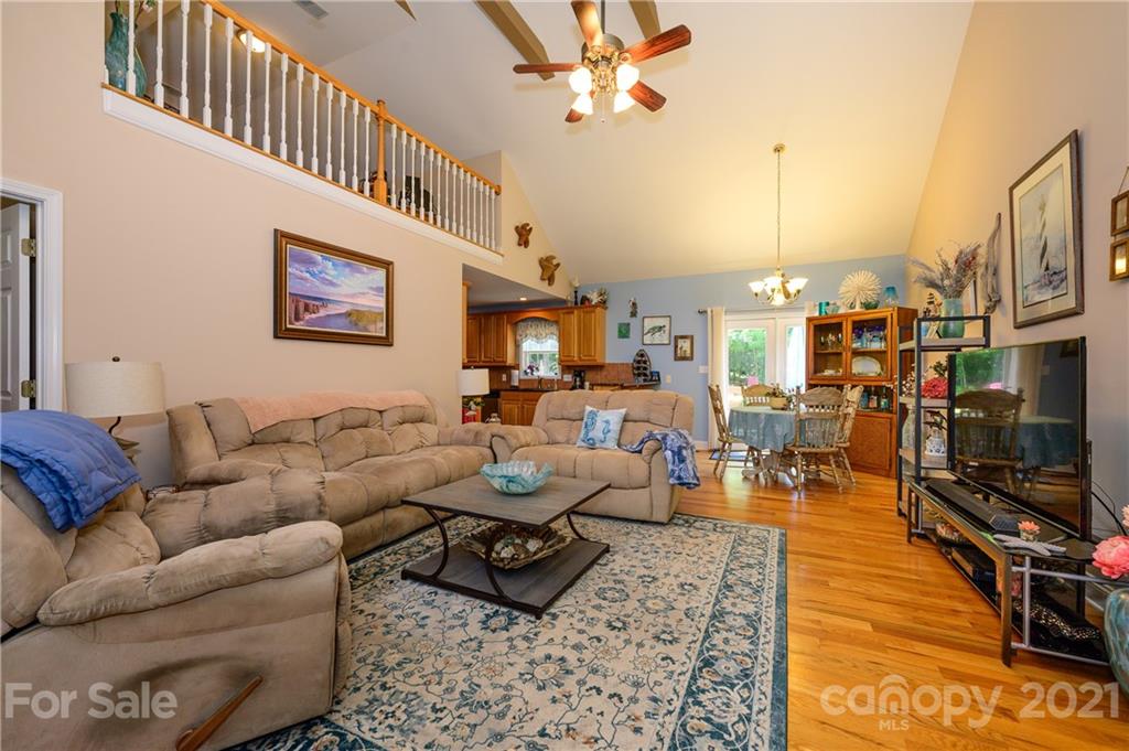 2827 Lake Shore Road South Denver, NC 28037 - Photo 4 of 28 Gallery Image 4