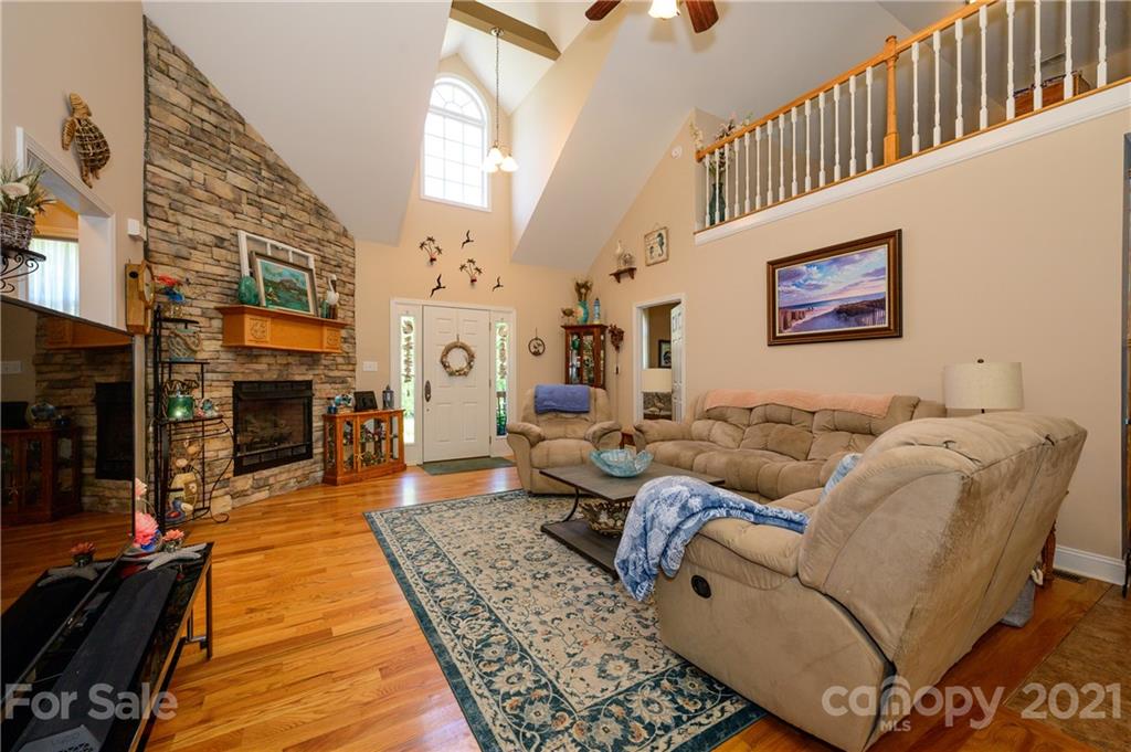 2827 Lake Shore Road South Denver, NC 28037 - Photo 6 of 28 Gallery Image 6