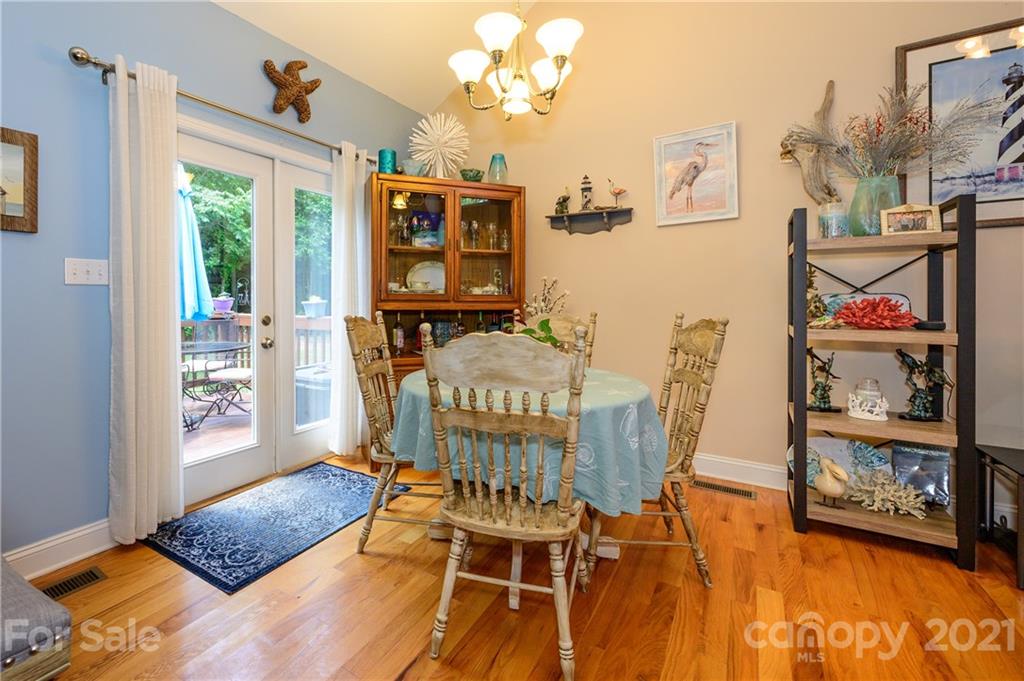 2827 Lake Shore Road South Denver, NC 28037 - Photo 8 of 28 Gallery Image 8