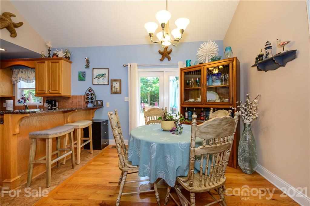2827 Lake Shore Road South Denver, NC 28037 - Photo 9 of 28 Gallery Image 9