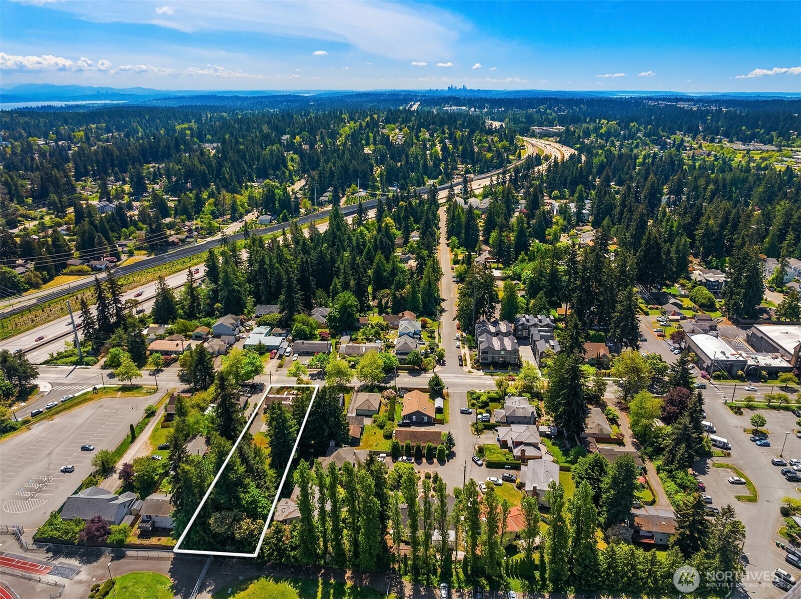 320 Northeast 185th Street Shoreline, WA 98155 - Photo 23 of 39