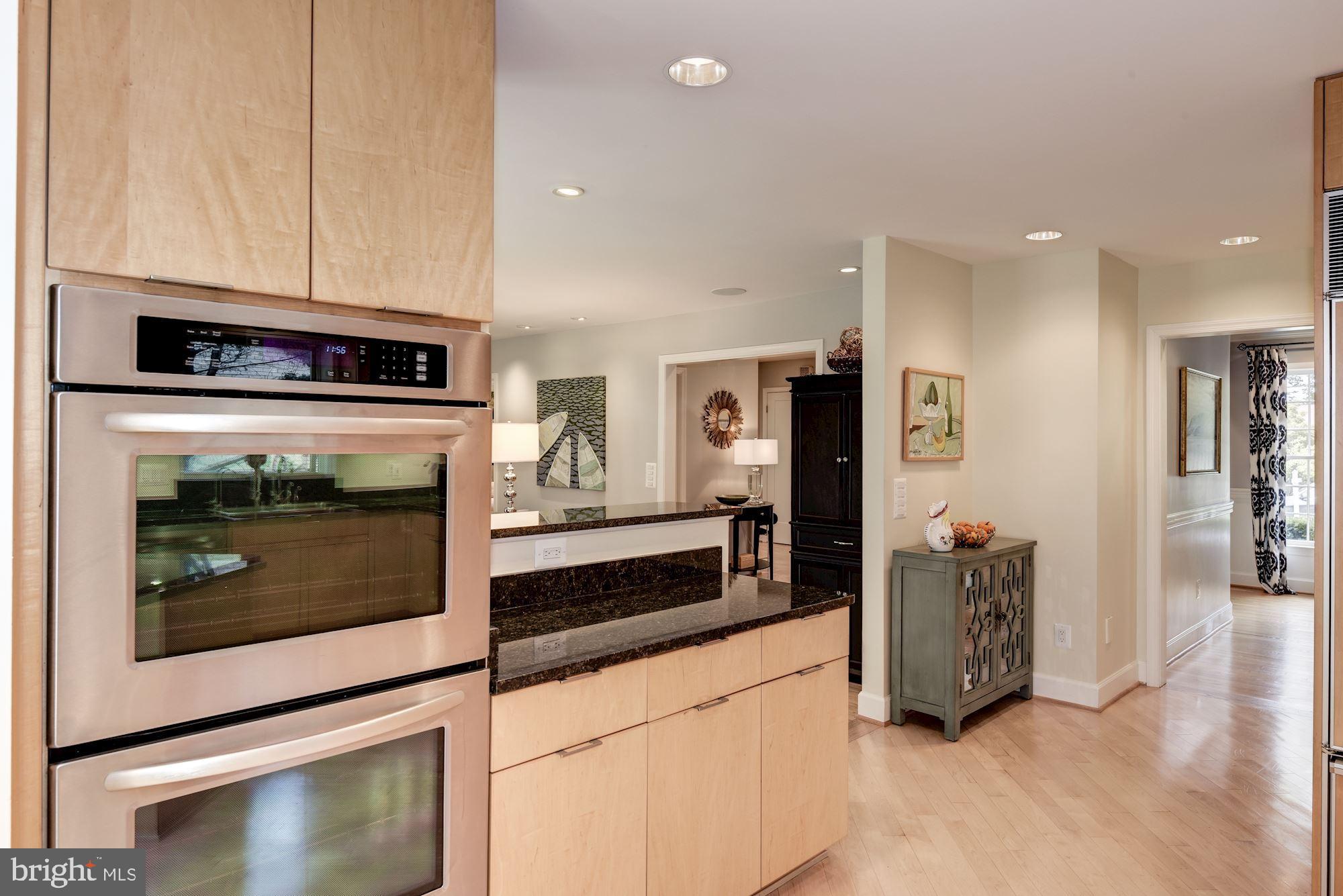 6316 Lenox Road Bethesda, MD 20817 - Photo 22 of 50 kitchen