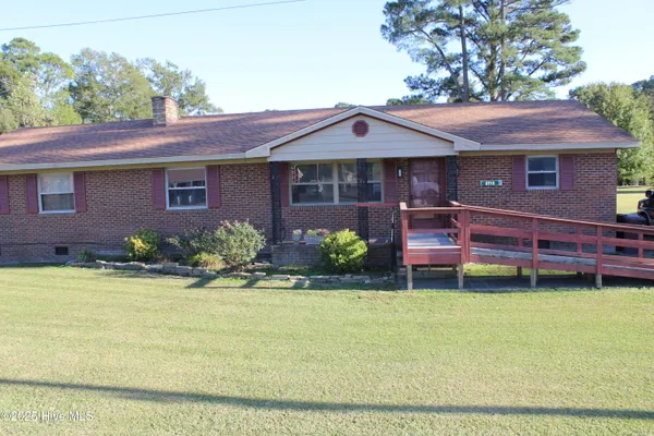 $205,000 | 2715 Highway 64, Plymouth, NC 27962