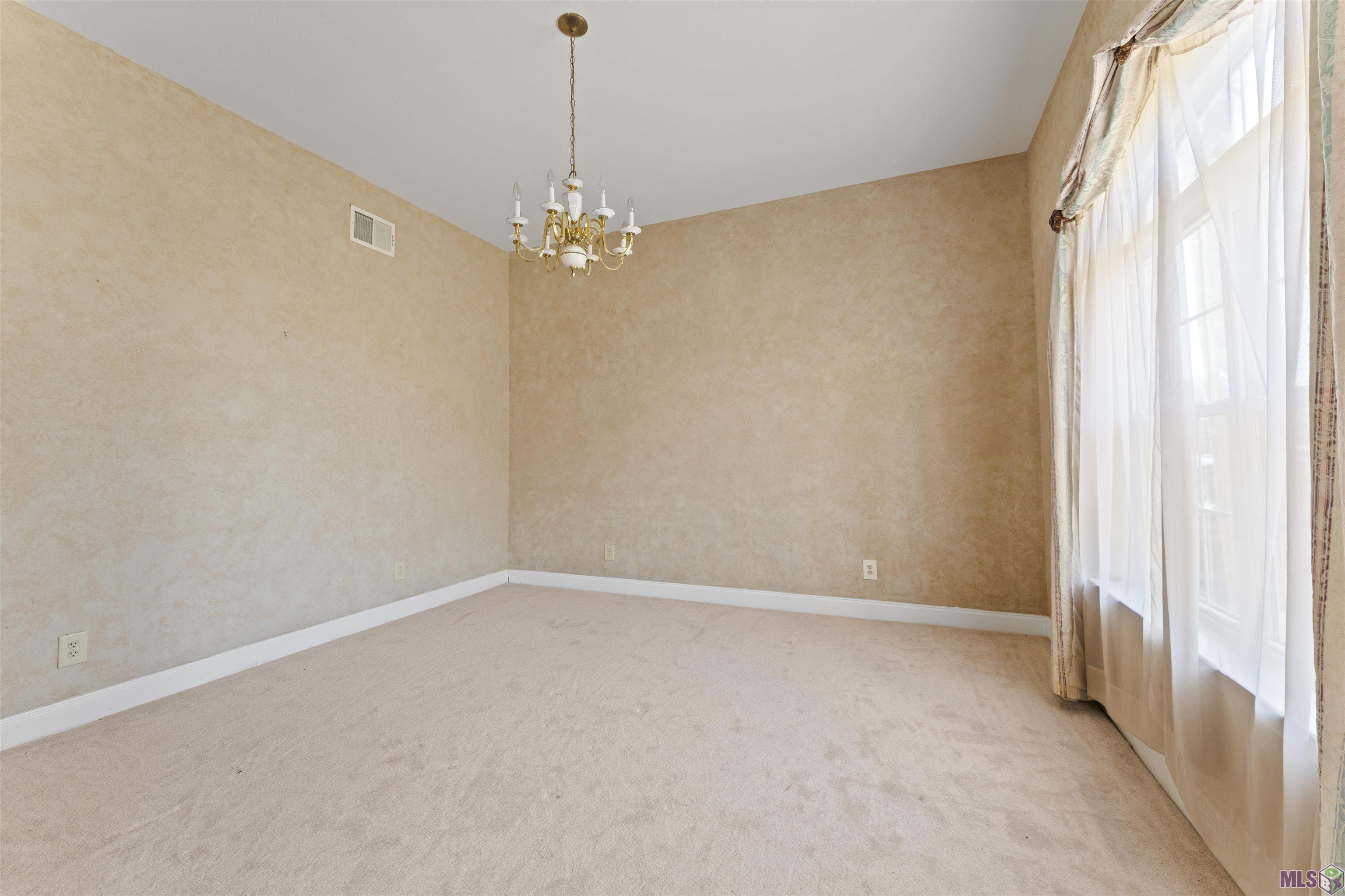 26 Inlet Cove Loop Slidell, LA 70458 - Photo 16 of 34