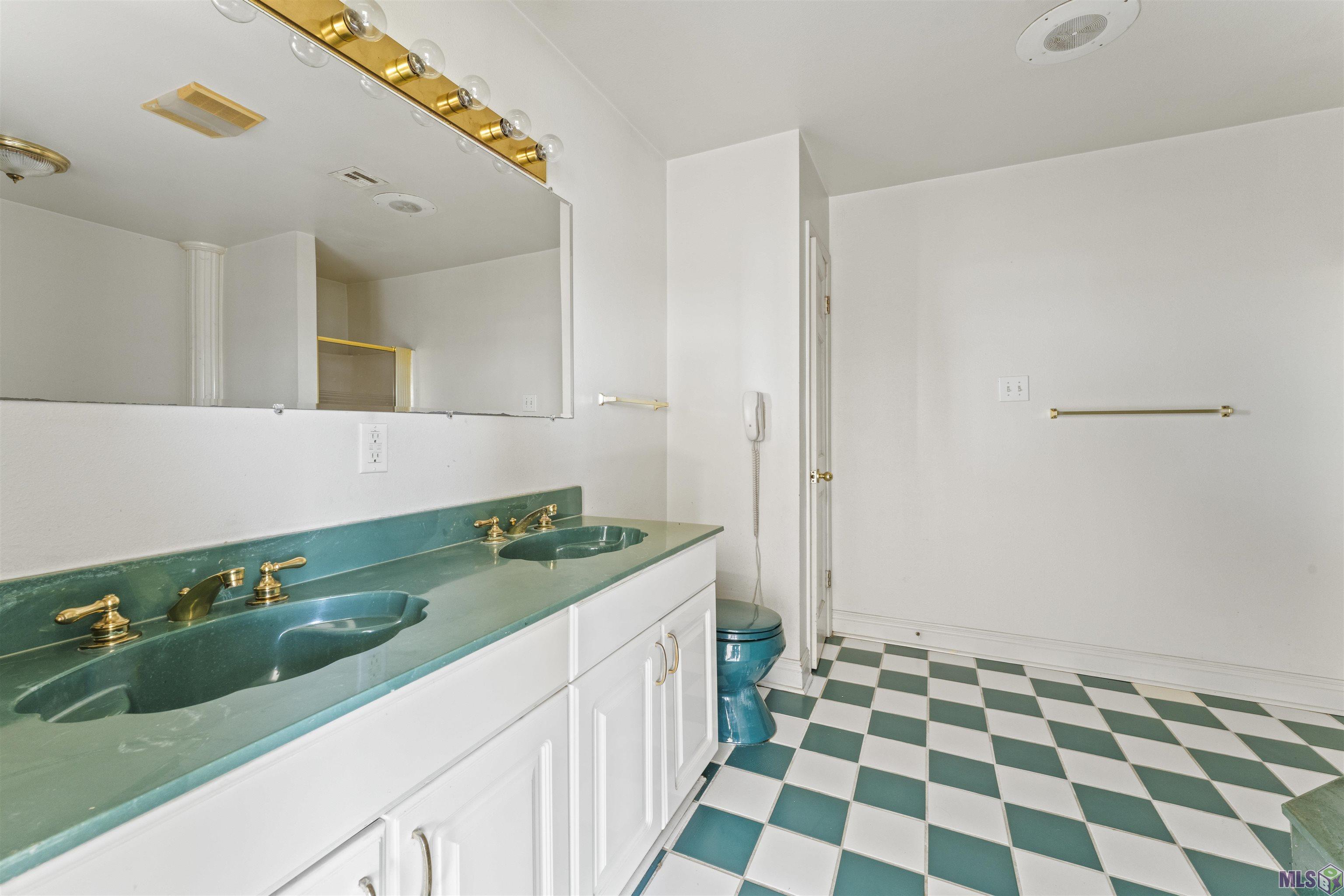 26 Inlet Cove Loop Slidell, LA 70458 - Photo 20 of 34