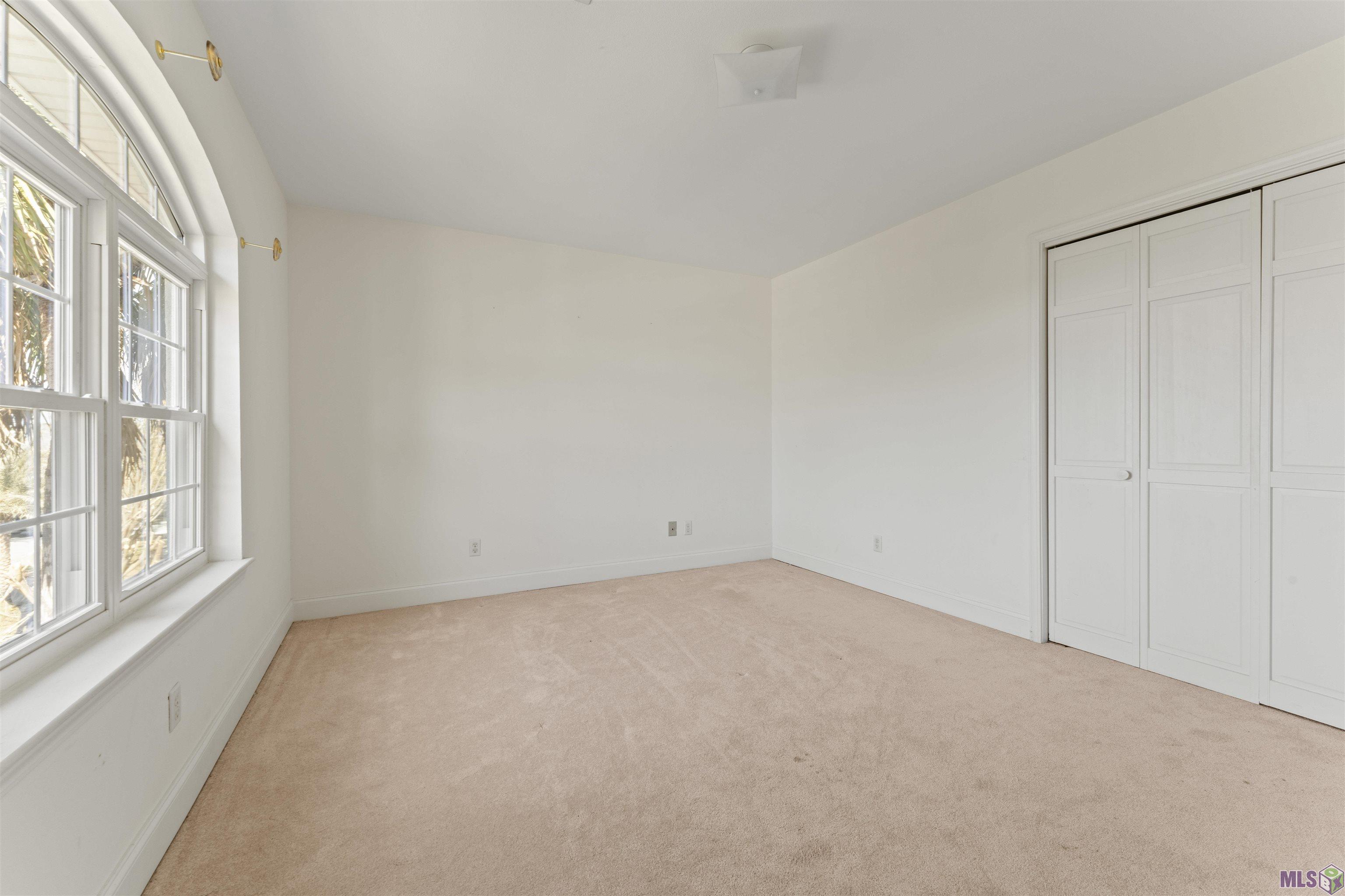 26 Inlet Cove Loop Slidell, LA 70458 - Photo 25 of 34