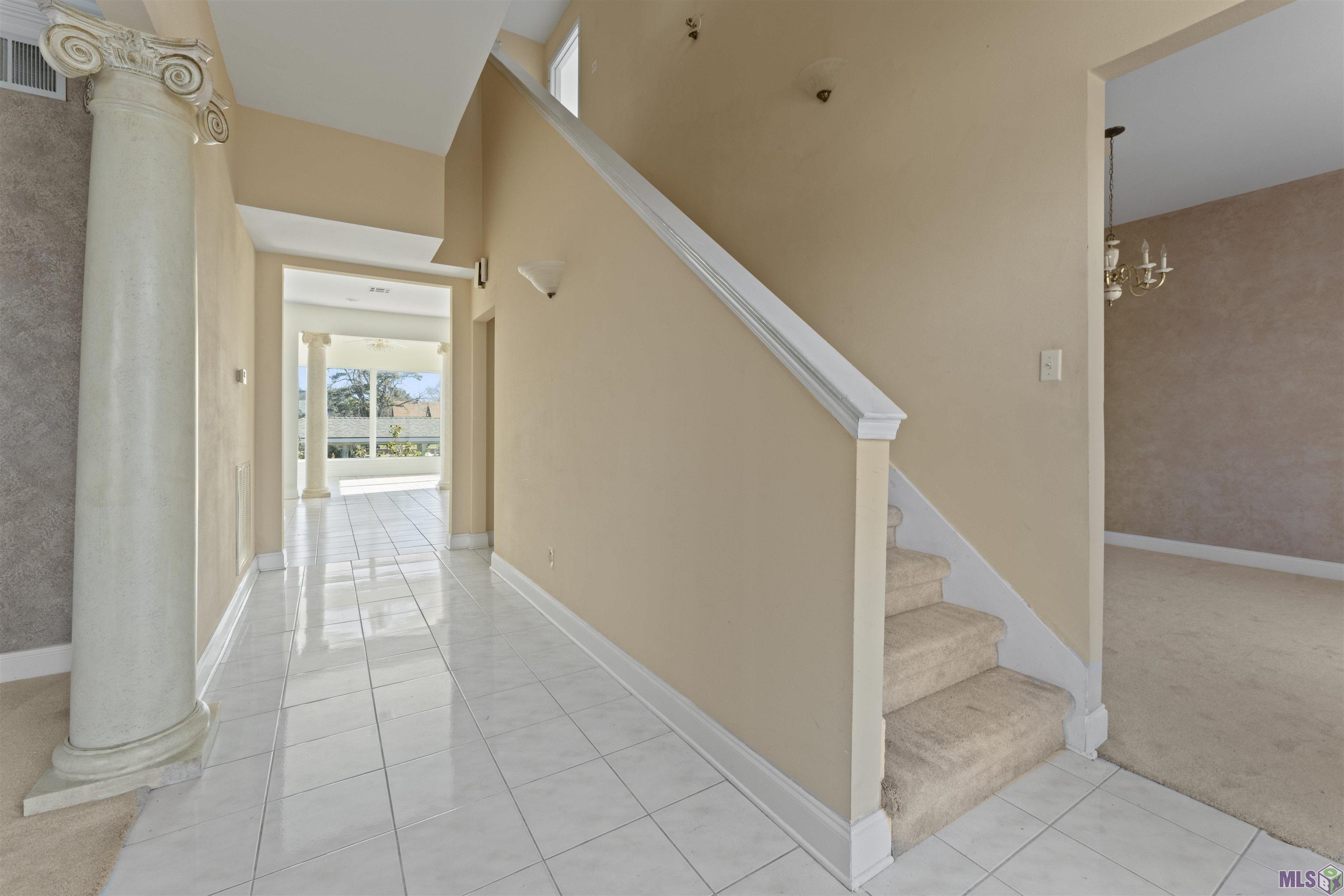 26 Inlet Cove Loop Slidell, LA 70458 - Photo 3 of 34