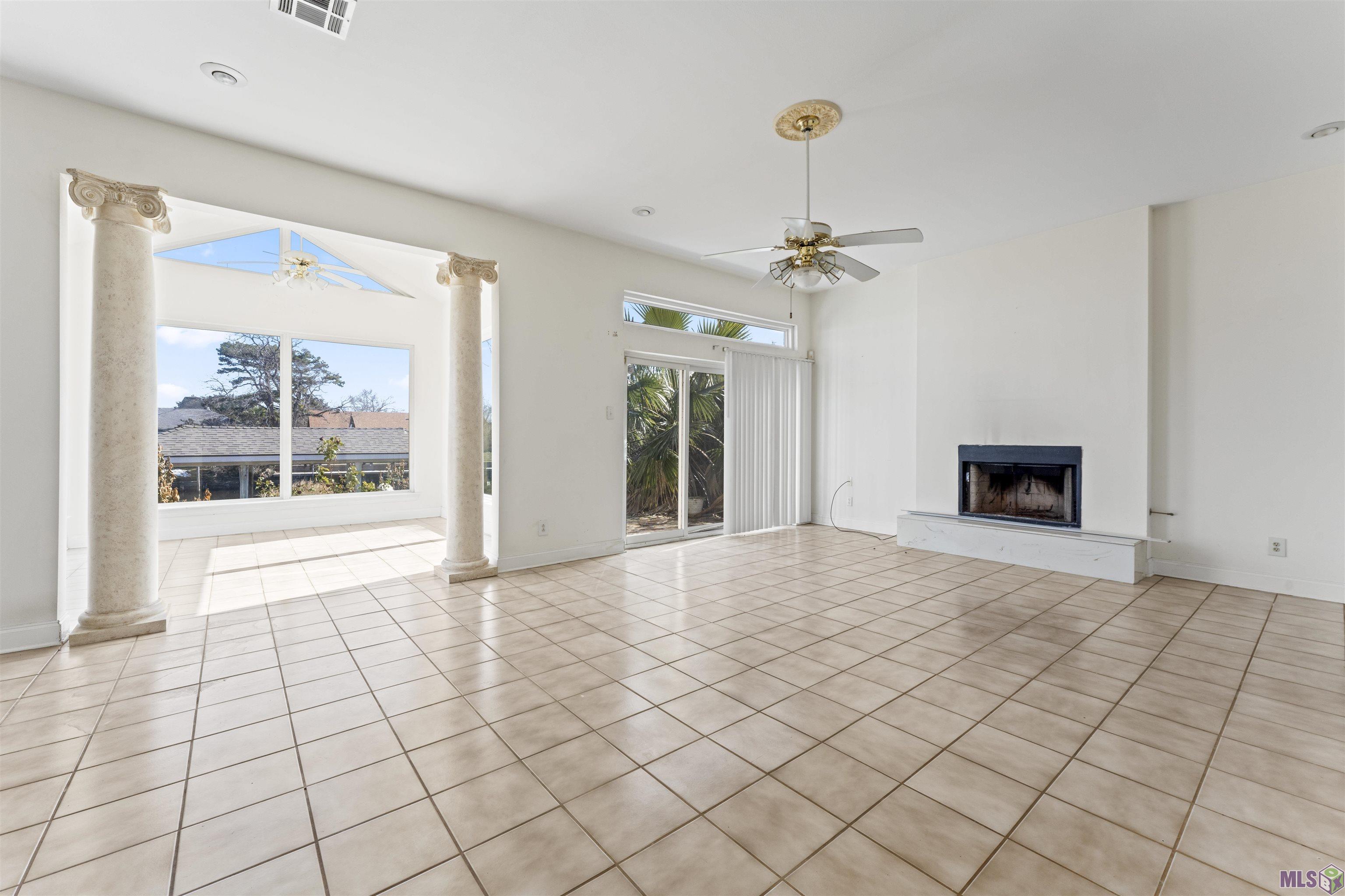 26 Inlet Cove Loop Slidell, LA 70458 - Photo 5 of 34