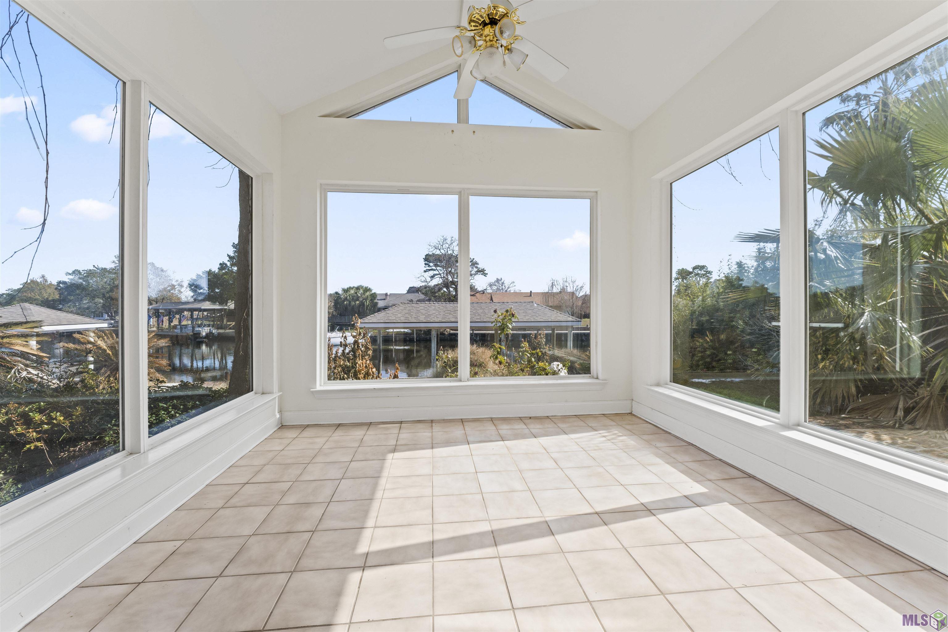 26 Inlet Cove Loop Slidell, LA 70458 - Photo 9 of 34