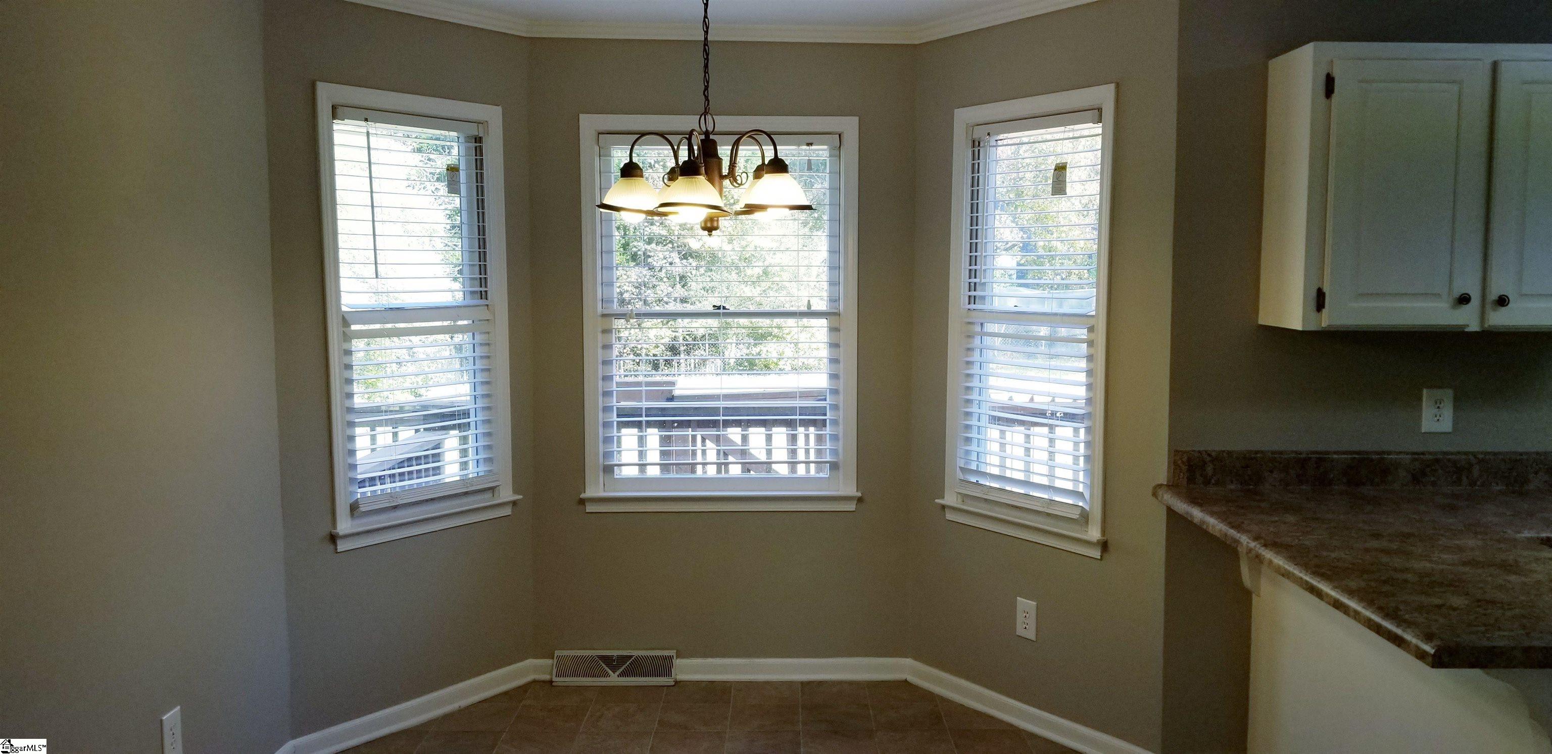 216 Foxhound Road Simpsonville, SC 29680 - Photo 7 of 20 Gallery Image 7