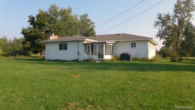 5618 Davison Road Lapeer, MI 48446 - Photo 19 of 31