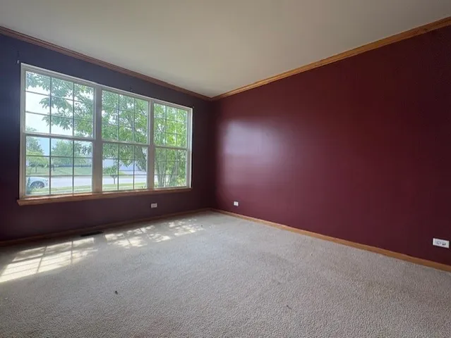 $385,000 | 211 Leah Court, Sycamore, IL 60178