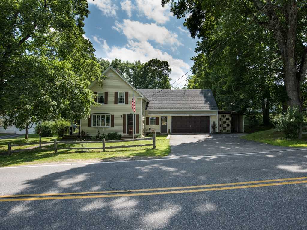 44 Bay Road Farmington, NH 03835 - Photo 2 of 26