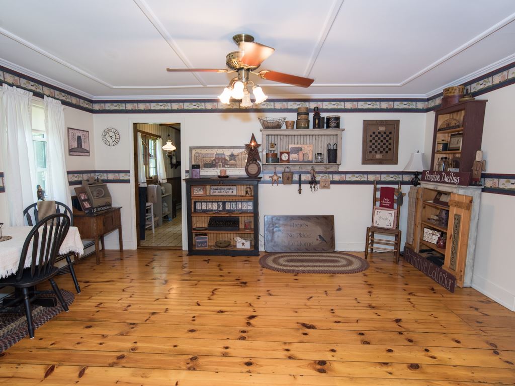 44 Bay Road Farmington, NH 03835 - Photo 15 of 26