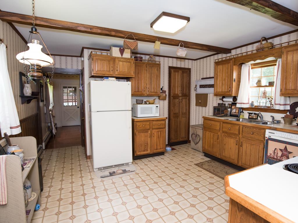 44 Bay Road Farmington, NH 03835 - Photo 16 of 26