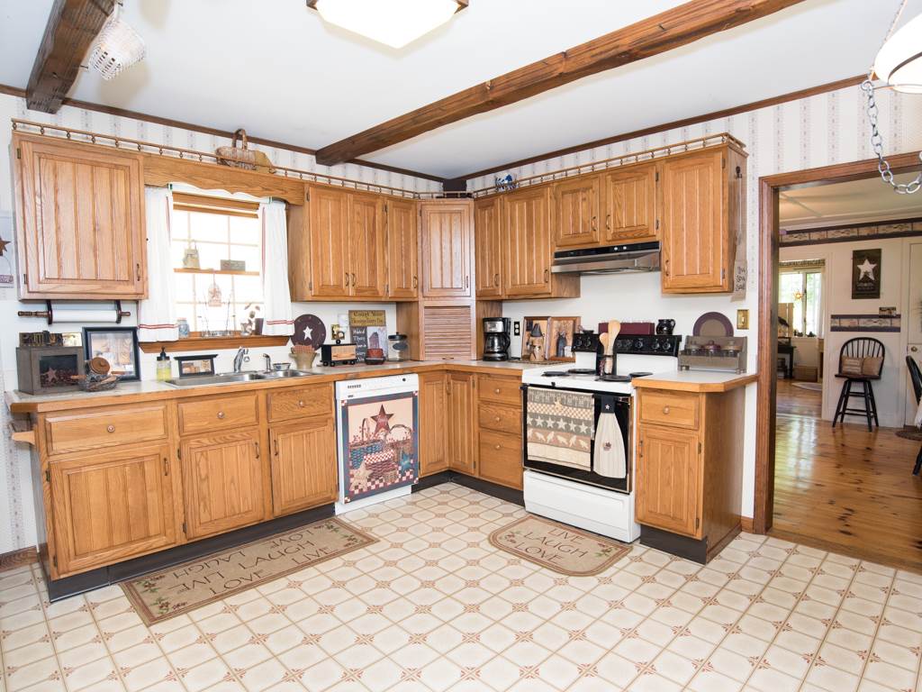 44 Bay Road Farmington, NH 03835 - Photo 17 of 26