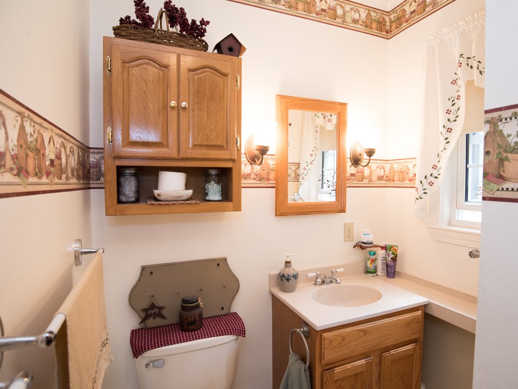 44 Bay Road Farmington, NH 03835 - Photo 8 of 26
